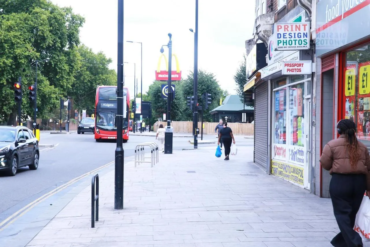 Canning Town Warms Cozy One Bedroom Apartment Londra