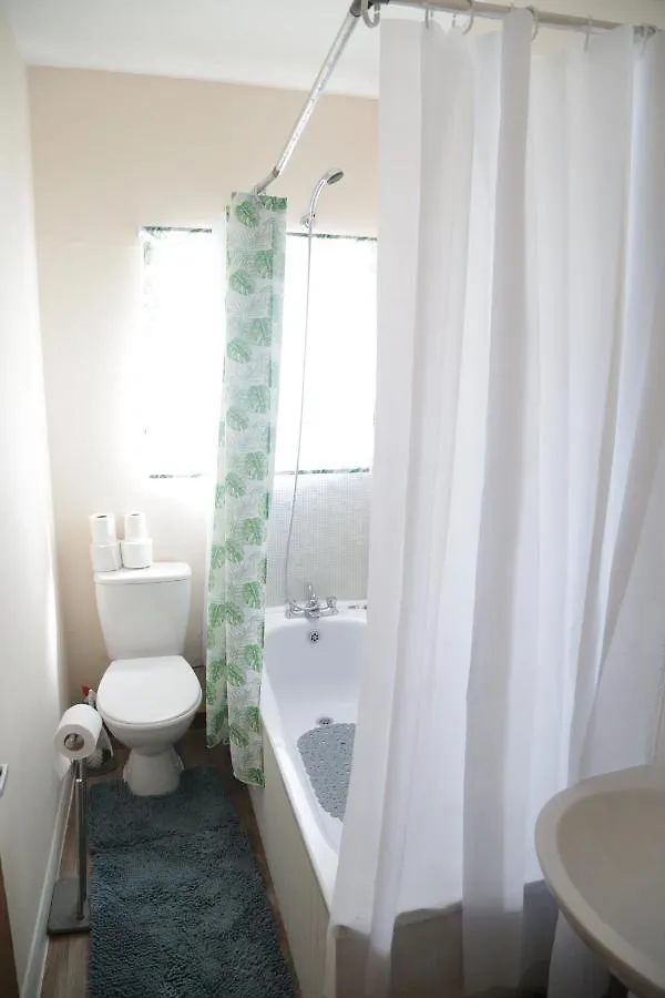 Canning Town Warms Cozy One Bedroom Apartment Londra