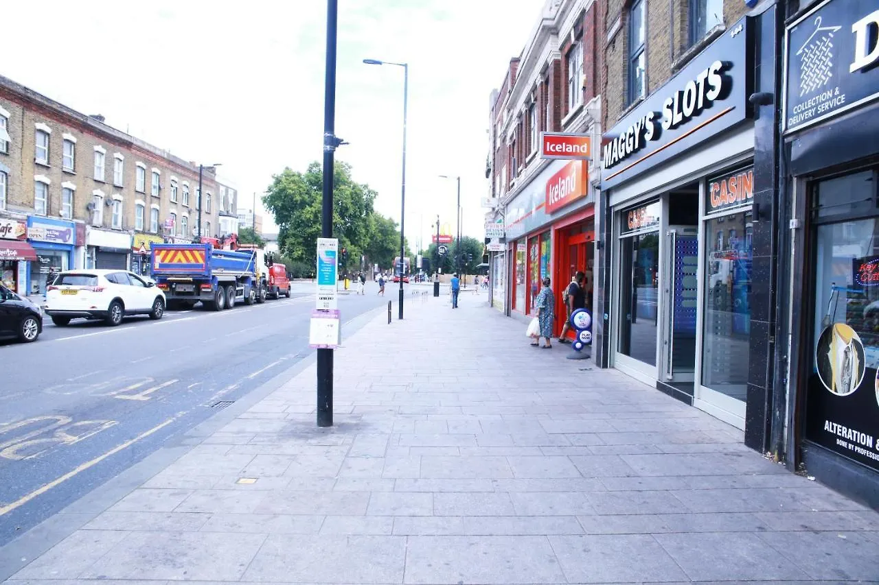 Canning Town Warms Cozy One Bedroom Apartment Londýn 0*,  Velká Británie